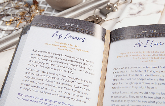 365 Days of Prayer For Teens